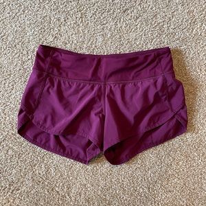 Lululemon Hotty Hot Short 4”